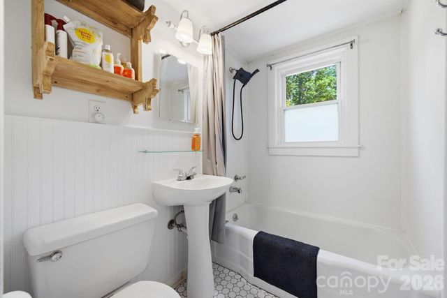 7131 Dorn Circle, Charlotte, NC 28212
