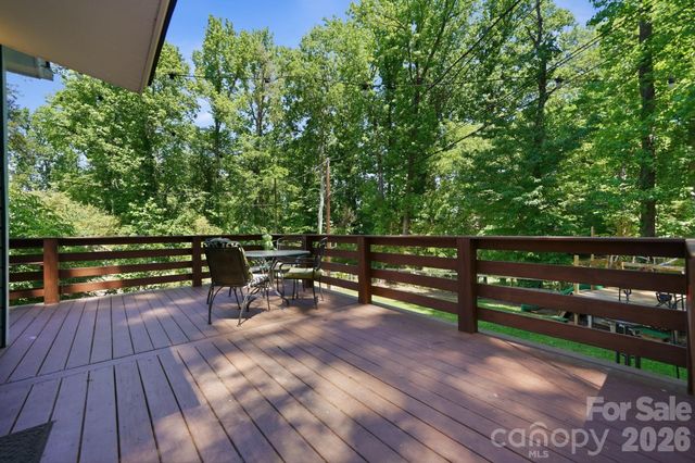 7131 Dorn Circle, Charlotte, NC 28212