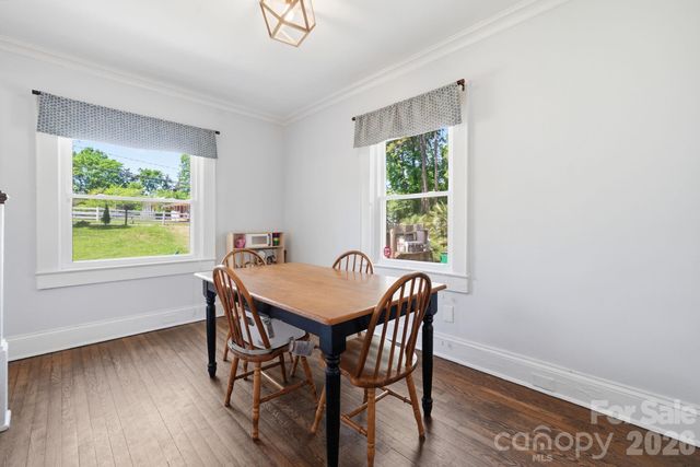 7131 Dorn Circle, Charlotte, NC 28212