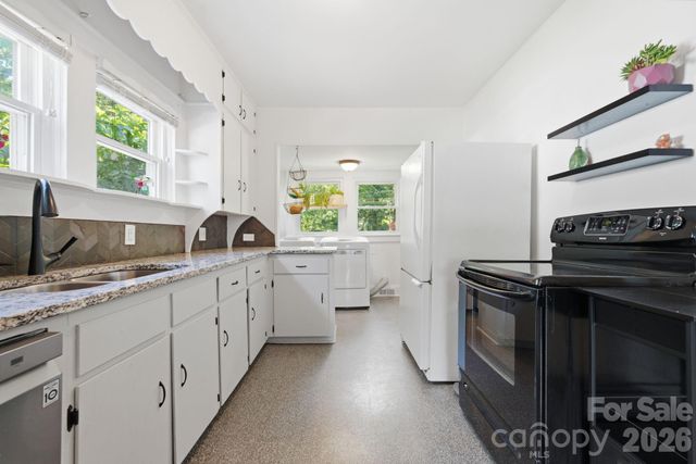 7131 Dorn Circle, Charlotte, NC 28212