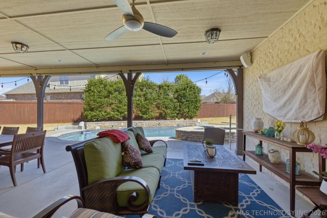 3918 W Orlando Place, Broken Arrow, OK 74011