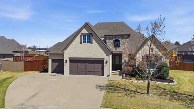 3918 W Orlando Place, Broken Arrow, OK 74011
