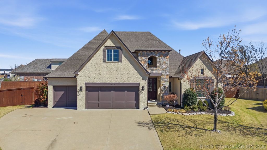 3918 W Orlando Place, Broken Arrow, OK 74011