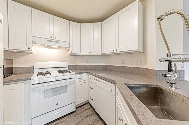 2608 avenida del vista, Corona, CA 92882