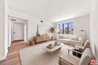 533 S St Andrews Place 404, Los Angeles, CA 90020