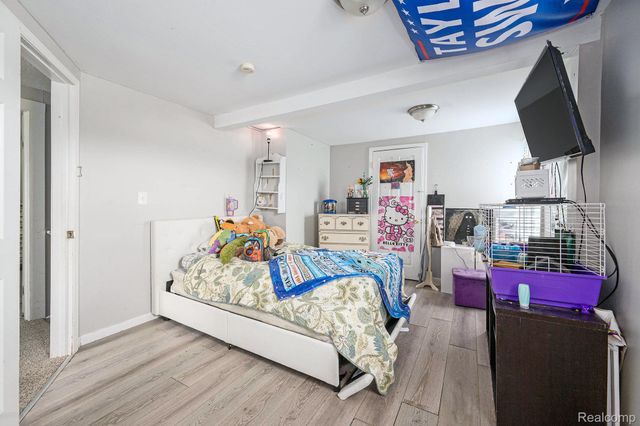 4415 Monroe Avenue, Waterford Charter Township, MI 48329