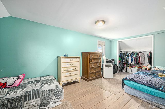 4415 Monroe Avenue, Waterford Charter Township, MI 48329