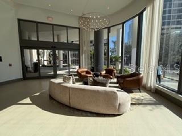 275 1ST AVENUE S 2107, St Petersburg, FL 33701