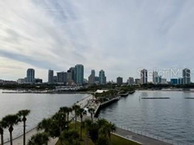 275 1ST AVENUE S 2107, St Petersburg, FL 33701