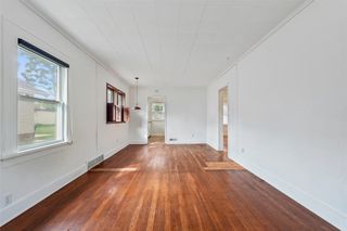 2210 36th Street, Des Moines, IA 50310