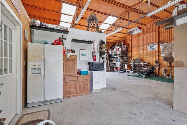43 Maverick Drive, Sadler, TX 76264