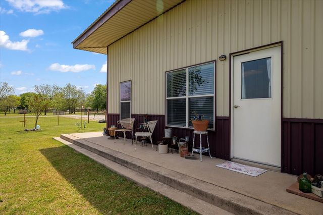43 Maverick Drive, Sadler, TX 76264