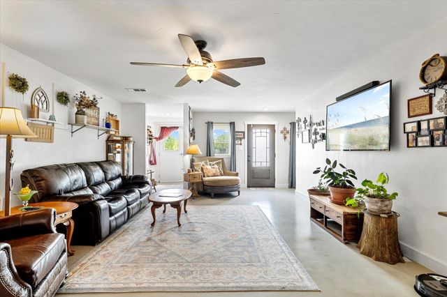 43 Maverick Drive, Sadler, TX 76264
