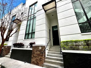 350 S OSCEOLA AVENUE 11, Orlando, FL 32801