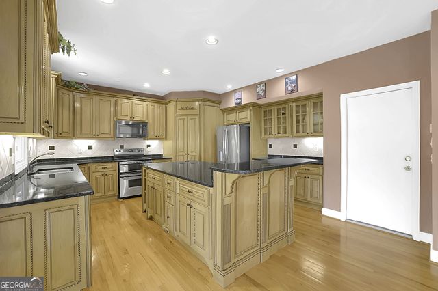 1340 Eryn Circle, Suwanee, GA 30024