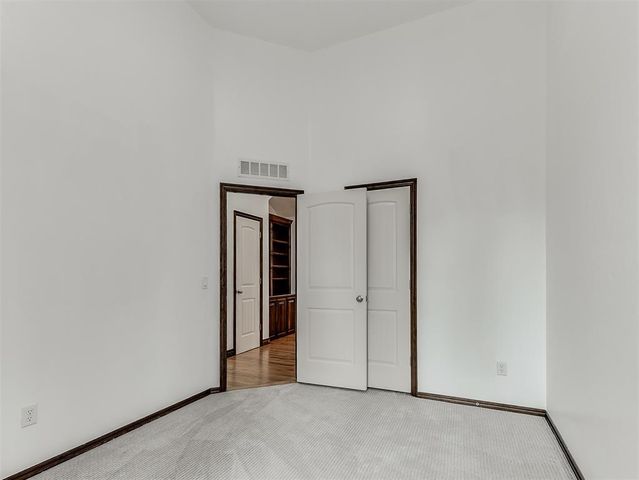 18501 El Greco Drive, Edmond, OK 73012