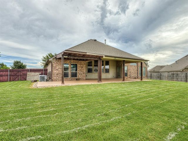 18501 El Greco Drive, Edmond, OK 73012