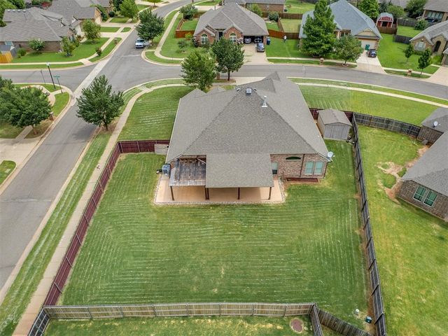 18501 El Greco Drive, Edmond, OK 73012