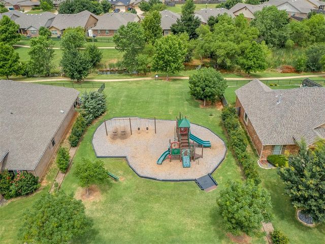 18501 El Greco Drive, Edmond, OK 73012