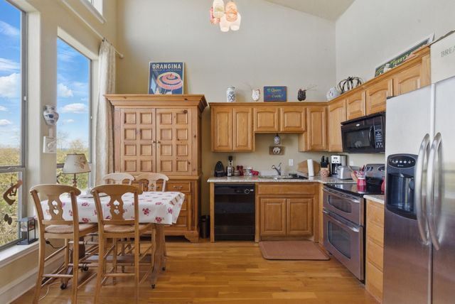 2775 S Lakeview Drive, Gordon, TX 76453