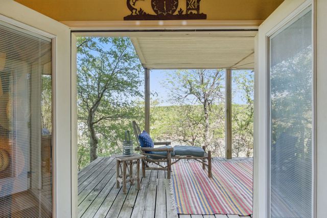 2775 S Lakeview Drive, Gordon, TX 76453