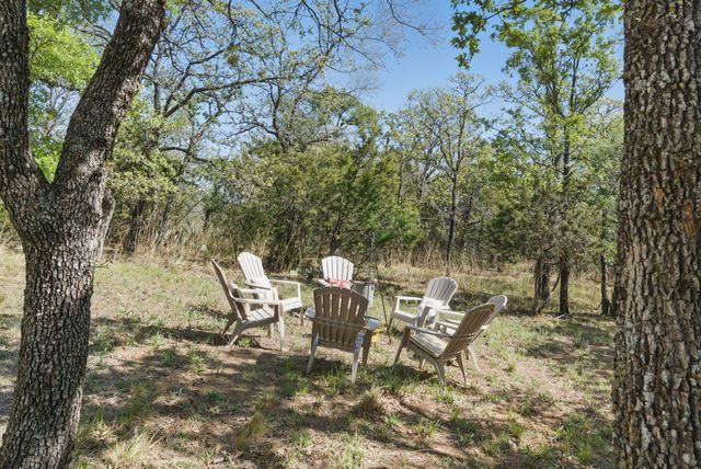 2775 S Lakeview Drive, Gordon, TX 76453