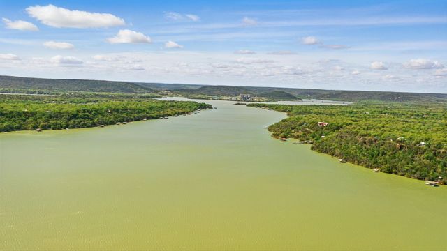 2775 S Lakeview Drive, Gordon, TX 76453