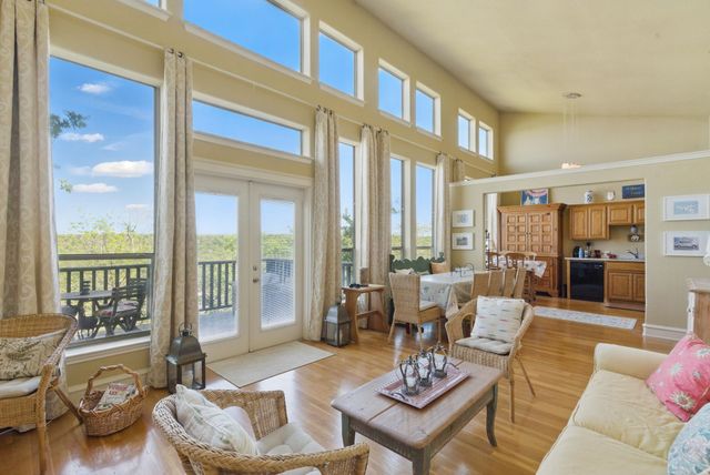2775 S Lakeview Drive, Gordon, TX 76453