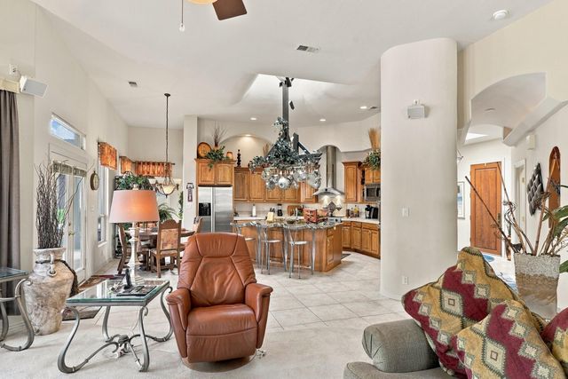 8604 Pristine Drive NE, Albuquerque, NM 87122