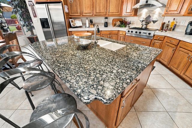 8604 Pristine Drive NE, Albuquerque, NM 87122