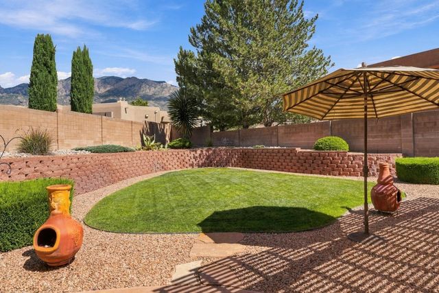 8604 Pristine Drive NE, Albuquerque, NM 87122