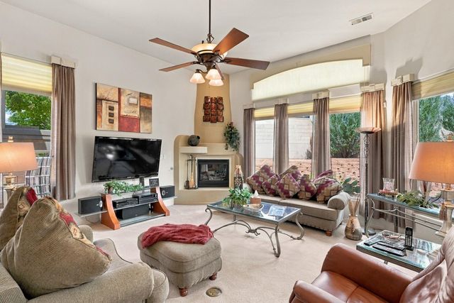 8604 Pristine Drive NE, Albuquerque, NM 87122