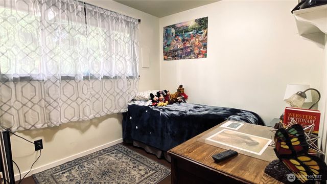 219 SW 305th Street, Federal Way, WA 98023