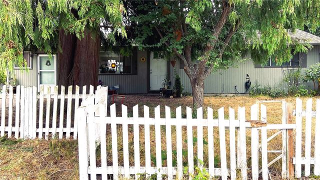 219 SW 305th Street, Federal Way, WA 98023