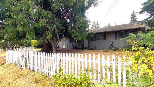 219 SW 305th Street, Federal Way, WA 98023