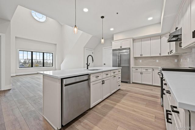 80 DFivision Street 305, Patchogue, NY 11772