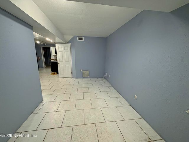 8 10TH Street B, St. Augustine, FL 32080