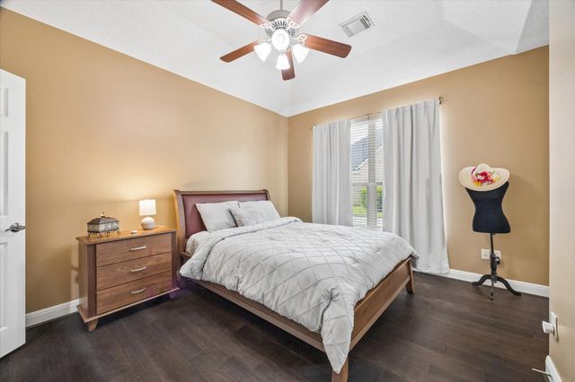 3503 Parkside Drive, Pearland, TX 77584