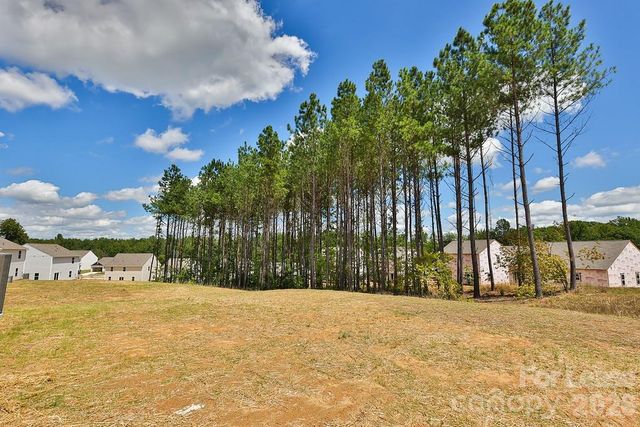 6136 Ahoskie Drive, Charlotte, NC 28215
