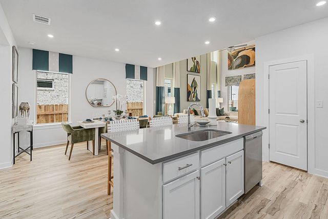 300 Rock Daisy TRL, Hutto, TX 78634