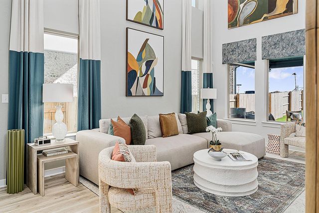 300 Rock Daisy TRL, Hutto, TX 78634