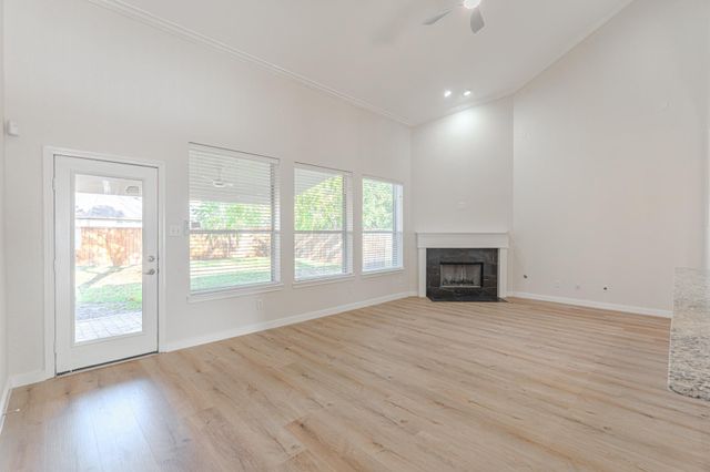 27 Fraiser Fir Place, Spring, TX 77389