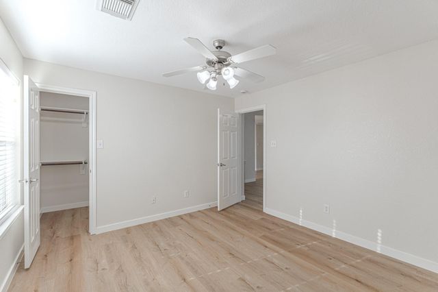 27 Fraiser Fir Place, Spring, TX 77389