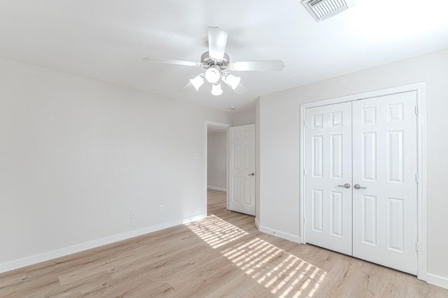 27 Fraiser Fir Place, Spring, TX 77389