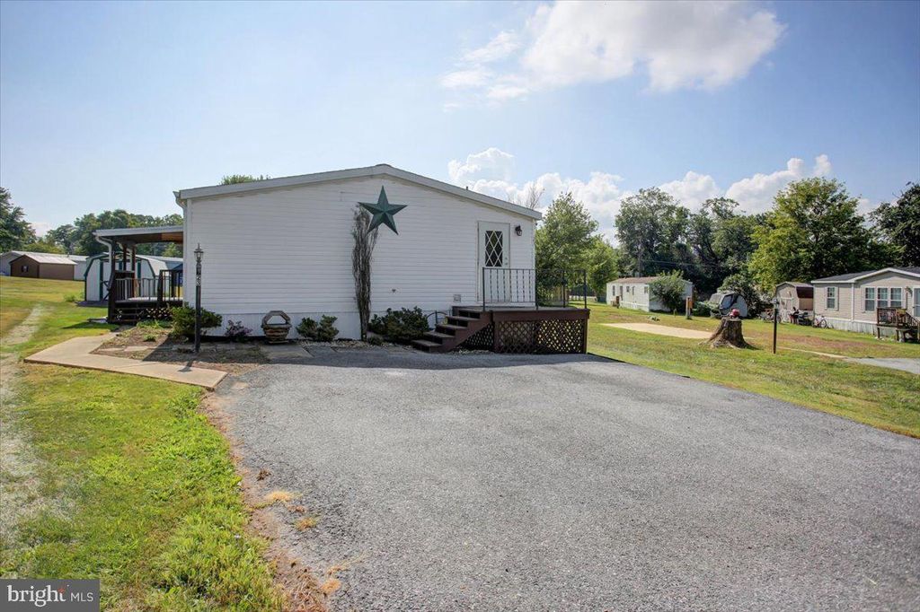 23 SHORT LN, Shippensburg, PA 17257