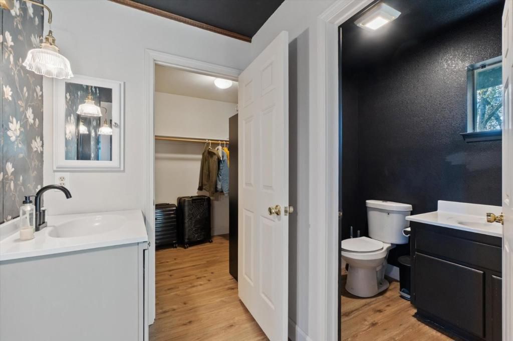 Image 29 of property listing at 19789 Weide Way, Anderson, CA 96007