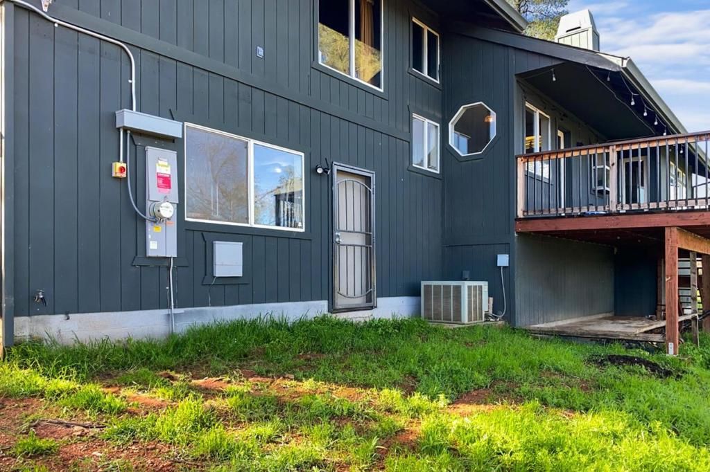 Image 49 of property listing at 19789 Weide Way, Anderson, CA 96007