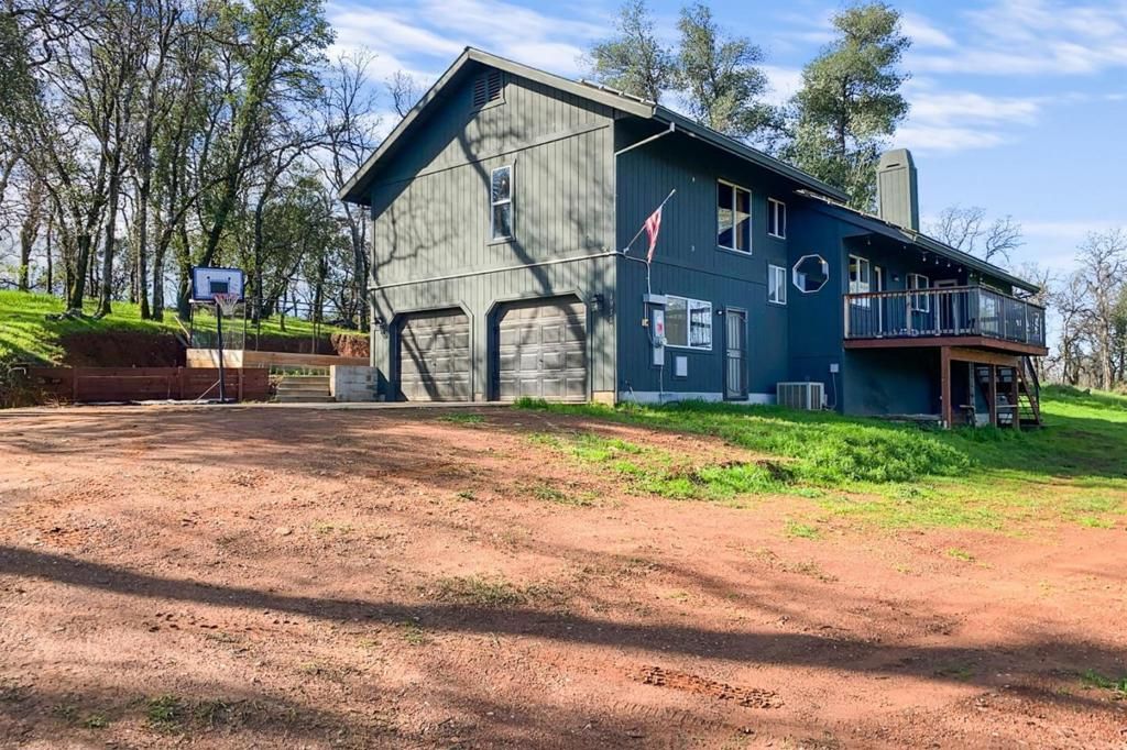 Image 50 of property listing at 19789 Weide Way, Anderson, CA 96007