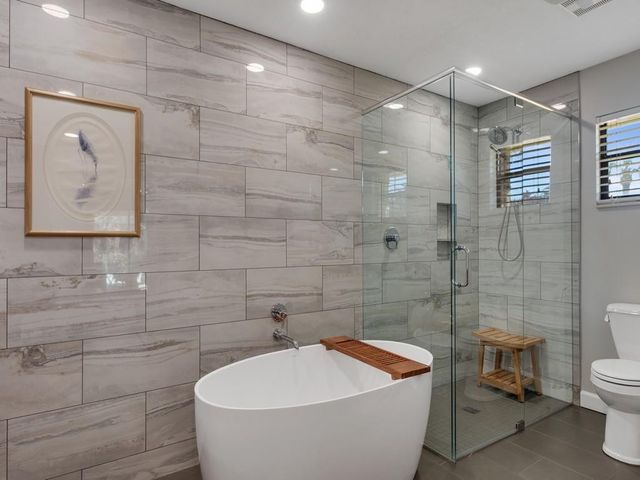 915 32nd Avenue, Vero Beach, FL 32960