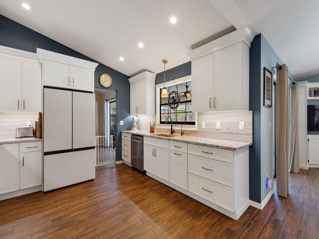 915 32nd Avenue, Vero Beach, FL 32960